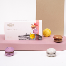 Load image into Gallery viewer, 8 Macarons in gift box (gluten-free)