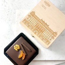 Load image into Gallery viewer, Mini Zserbó cake in wooden gift box