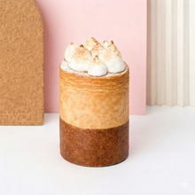 Load image into Gallery viewer, Croissant