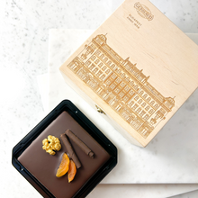 Load image into Gallery viewer, Mini Zserbó cake in wooden gift box
